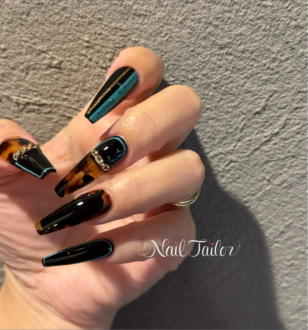 ネイル べっ甲ネイル ブルー ブラウン 赤色 ハンドネイル NailTailor ネイルテイラーのネイルデザイン