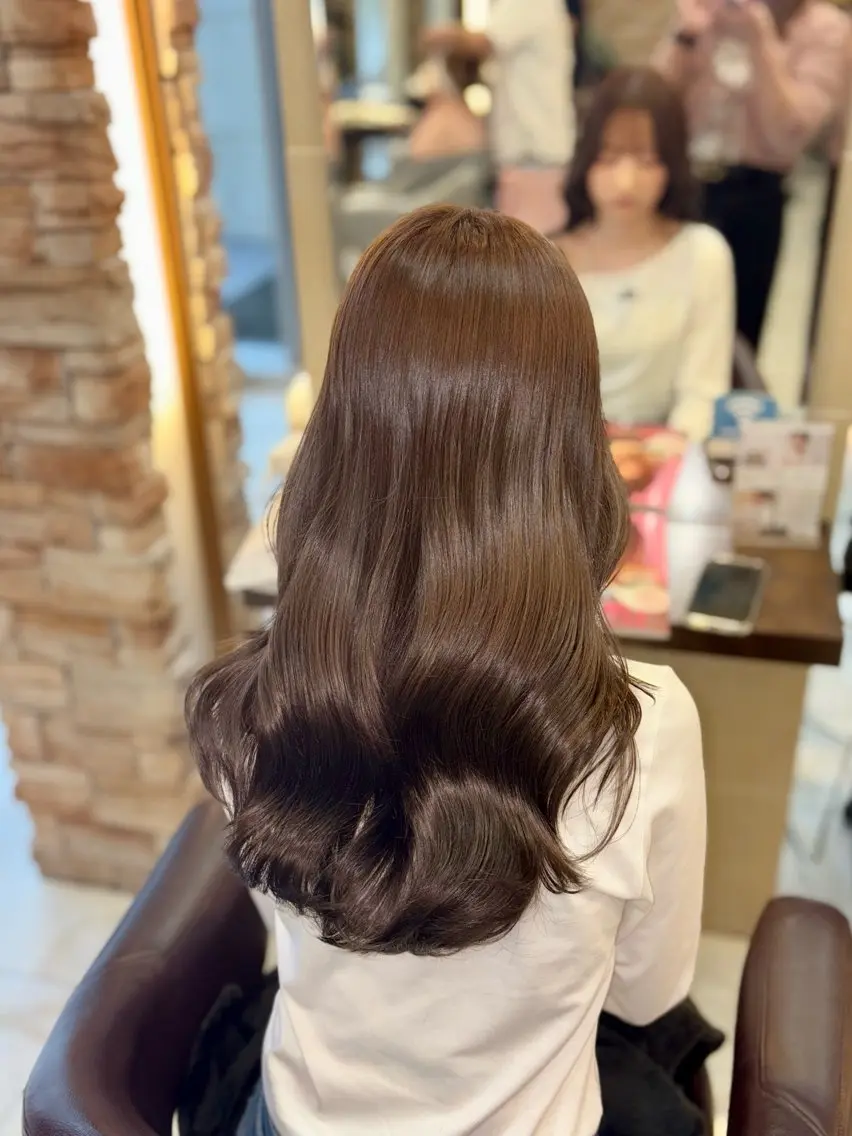 ロング カラー ヘアカラー トリートメント 🎀透明感カラー 🎀ナズナのヘアスタイル