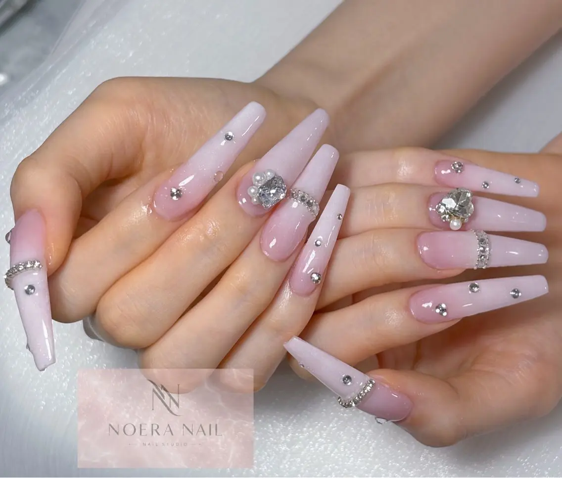 ネイル ハンドネイル ハンドケア NOERA NAIL チップ長さ出し大塚店のネイルデザイン