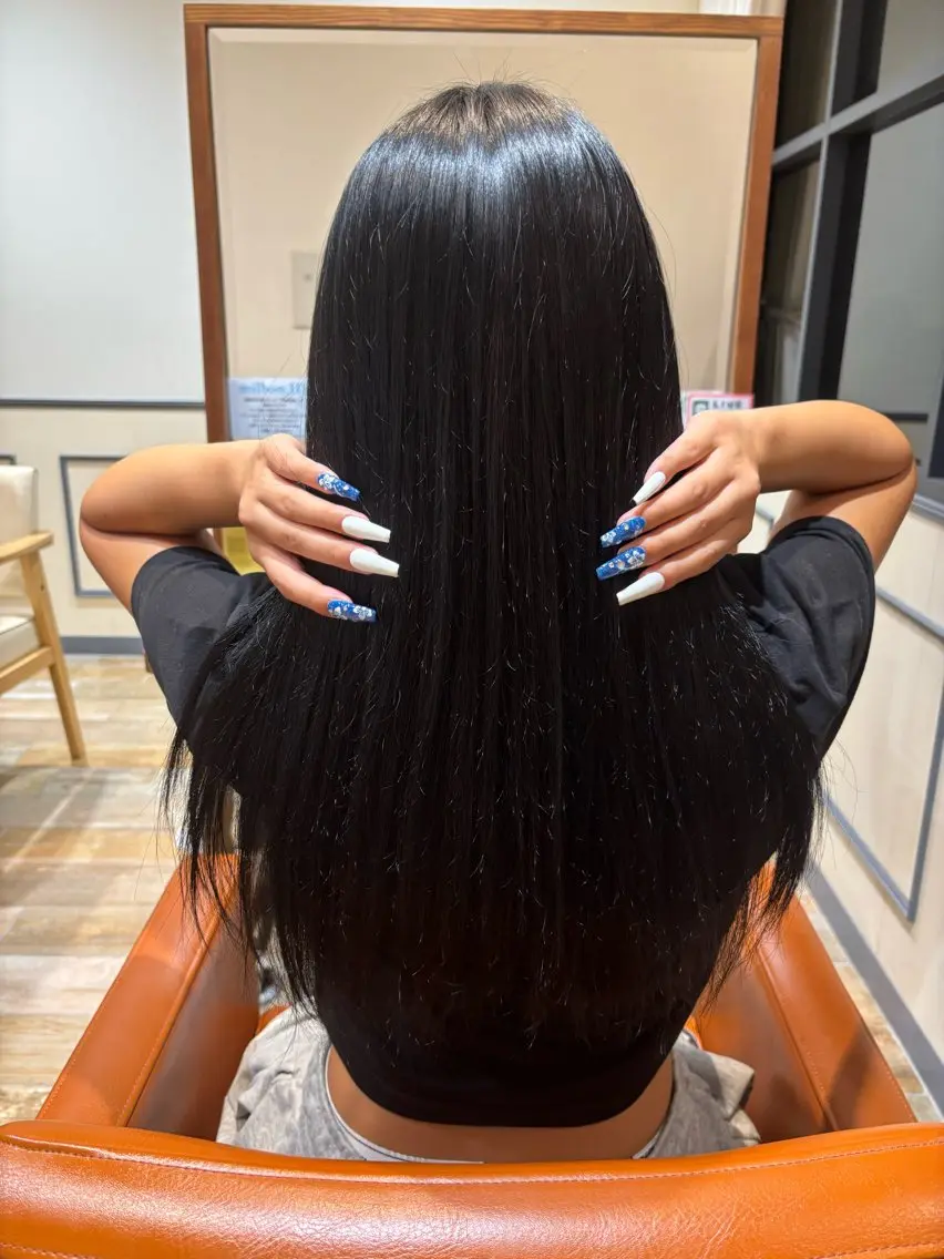 ロング ヘアカラー 菊池 純香のヘアスタイル