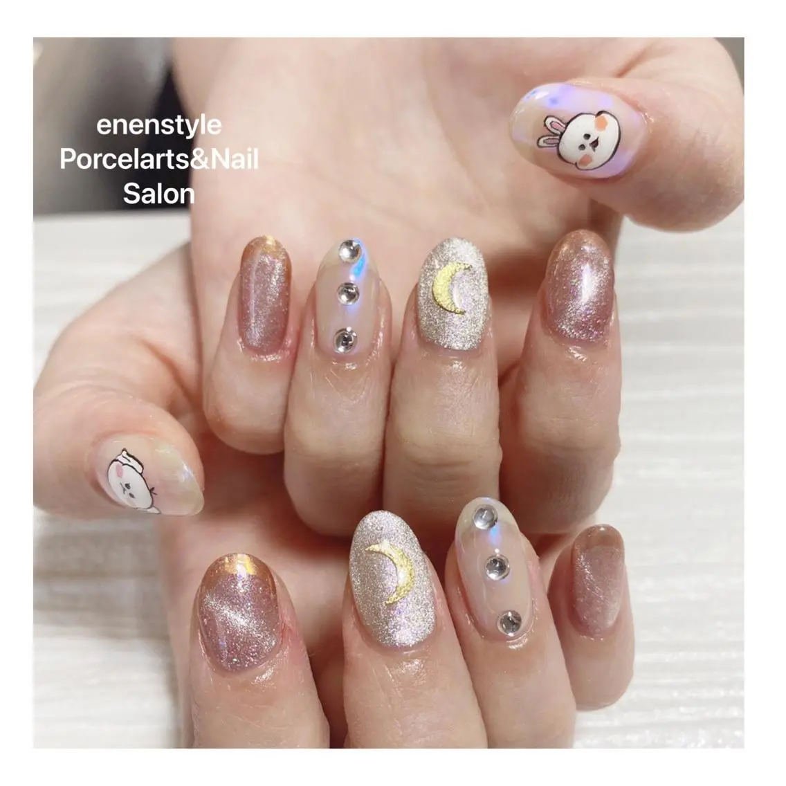ミディアム ネイル ハンドネイル 🐾enen style 🐾のネイルデザイン