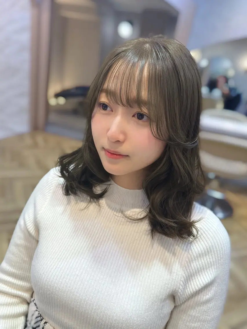 セミロング カラー パーマ ヘアアレンジ セミロングパーマ ベージュカラー ブリーチ ブラウンカラー ショコラベージュ カット ヘアカラー パーマ トリートメント 平川 友理/韓国ヘア💘のヘアスタイル
