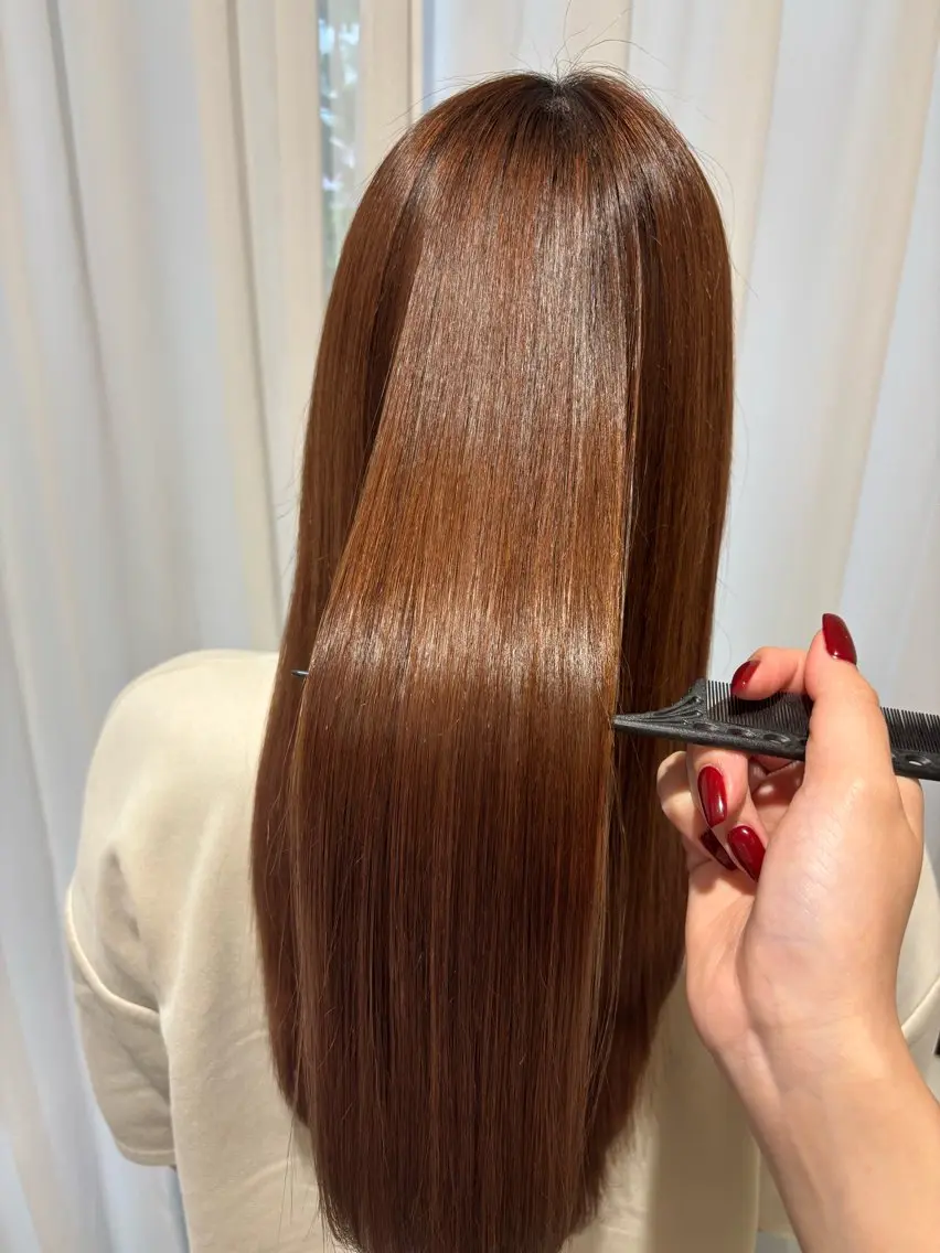 吉荒 璃子のヘアスタイル