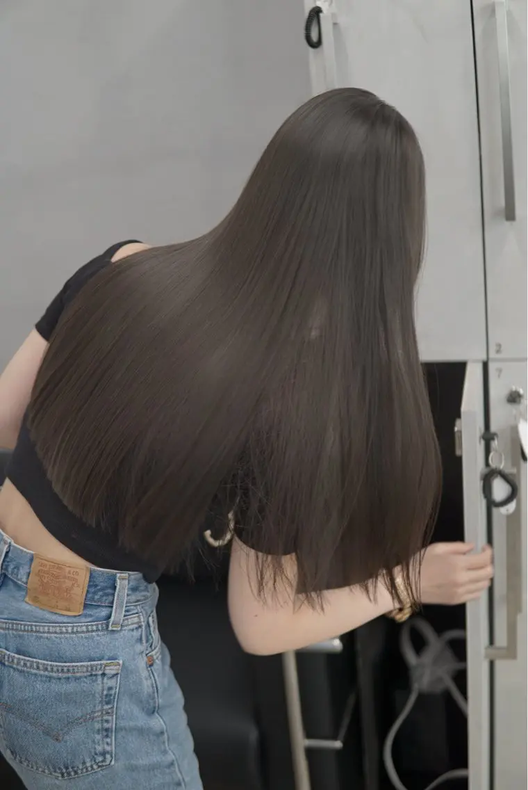 【艶髪♡】自然な柔らかさの酸性ストレートの写真