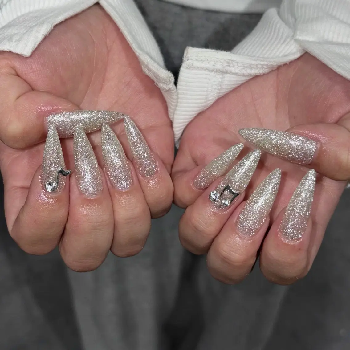 ネイル フラッシュネイル ワンカラーネイル シルバー ハンドネイル nailsalon TE-TOのネイルデザイン
