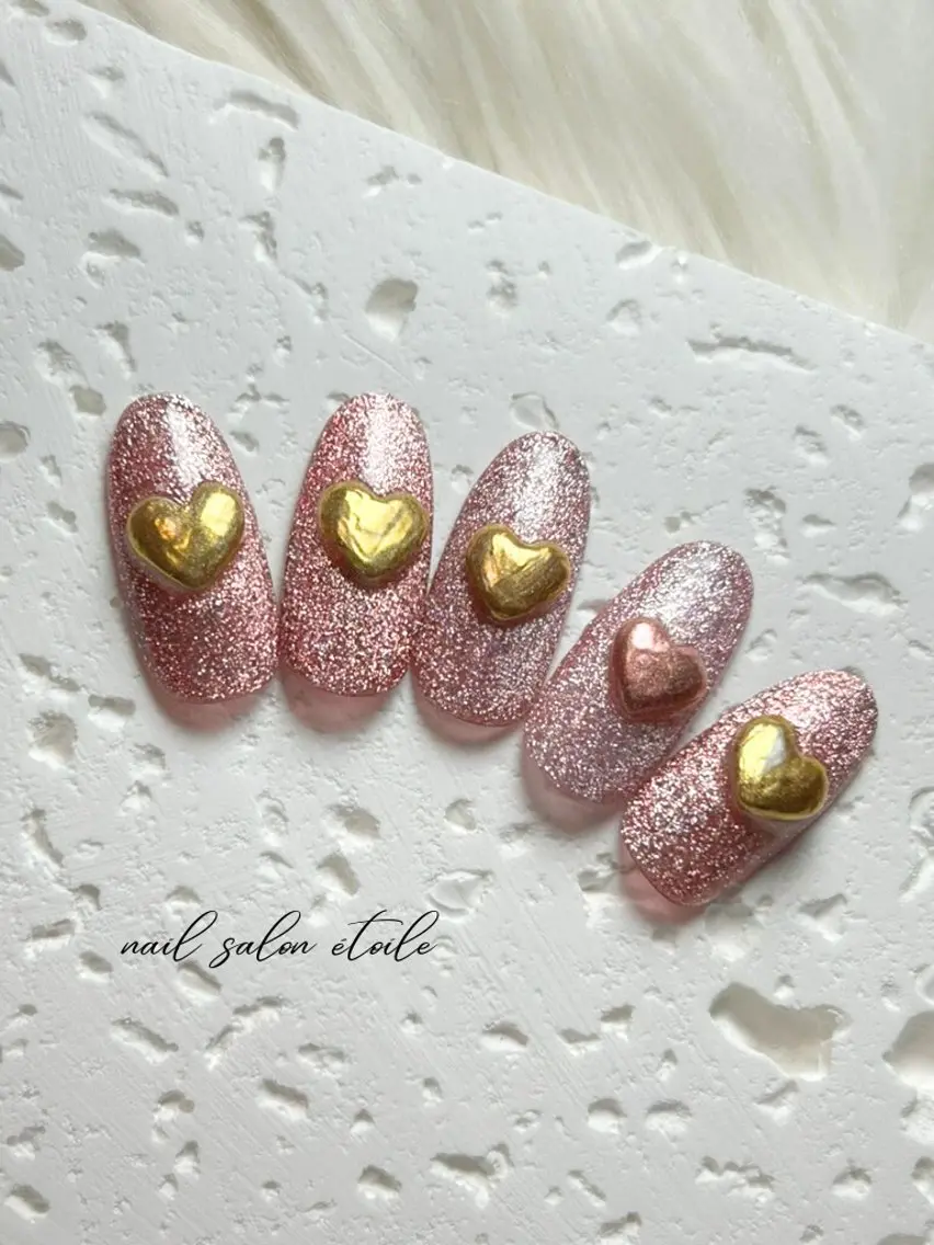 ネイル フラッシュネイル ハート ラメ(グリッター) ピンク ぷっくりネイル ハンドネイル nail salon étoileのネイルデザイン