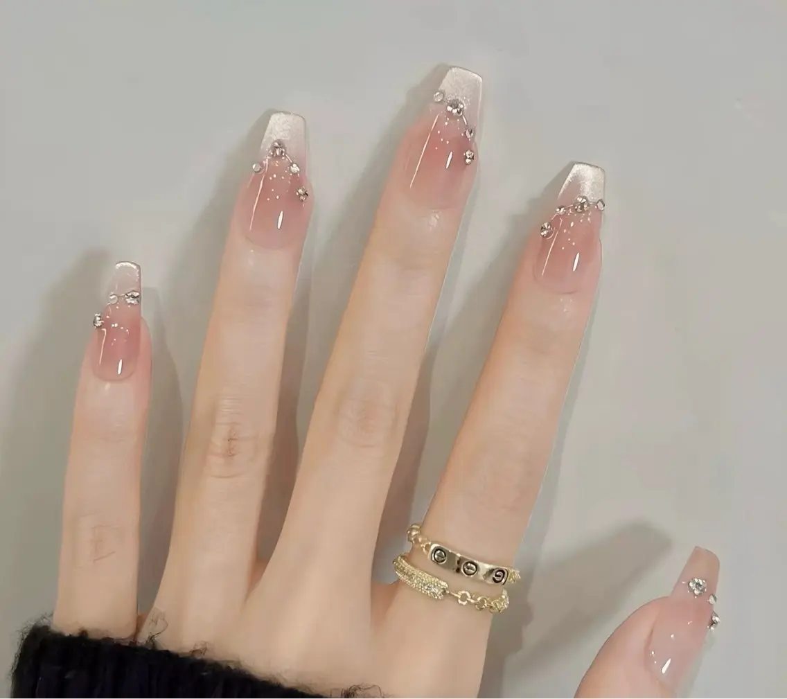 ネイル フレンチネイル ラメ(グリッター) オフィスネイル ピンク ピンクベージュ Wilu nail 二子新地駅徒歩30秒のネイルデザイン