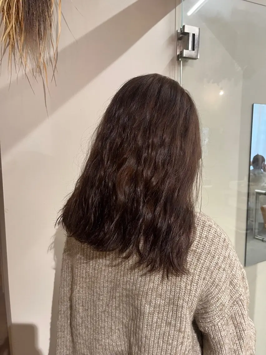ミディアム カラー 🌼花屋併設🌼 木下奈々望のヘアスタイル