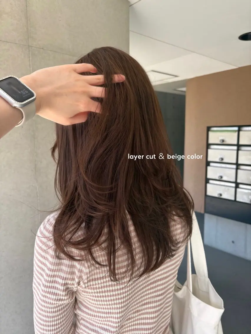 セミロング レイヤーカット レナ🧸🤎 アメリシュシュのヘアスタイル