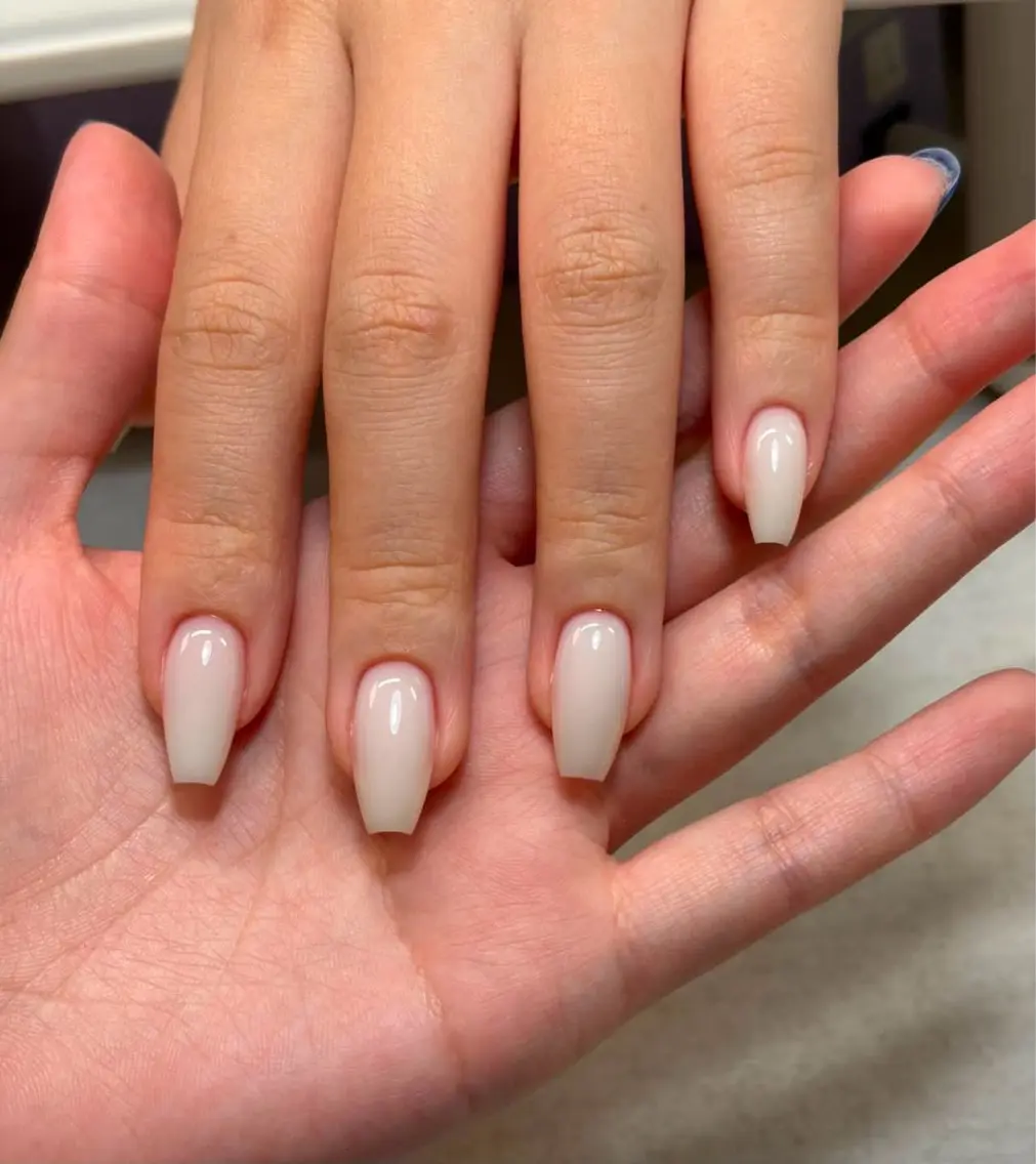 ネイル チークネイル ドット フレンチネイル グラデーション 韓国ネイル ハンドネイル Minette nailrinrinのネイルデザイン