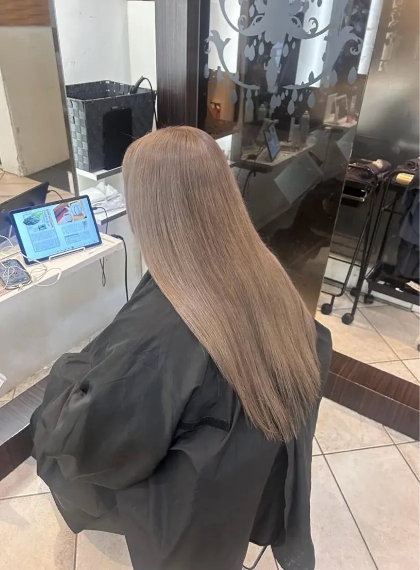 ロング カラー ダブルカラー/ 縮毛矯正🌼畔上のヘアスタイル