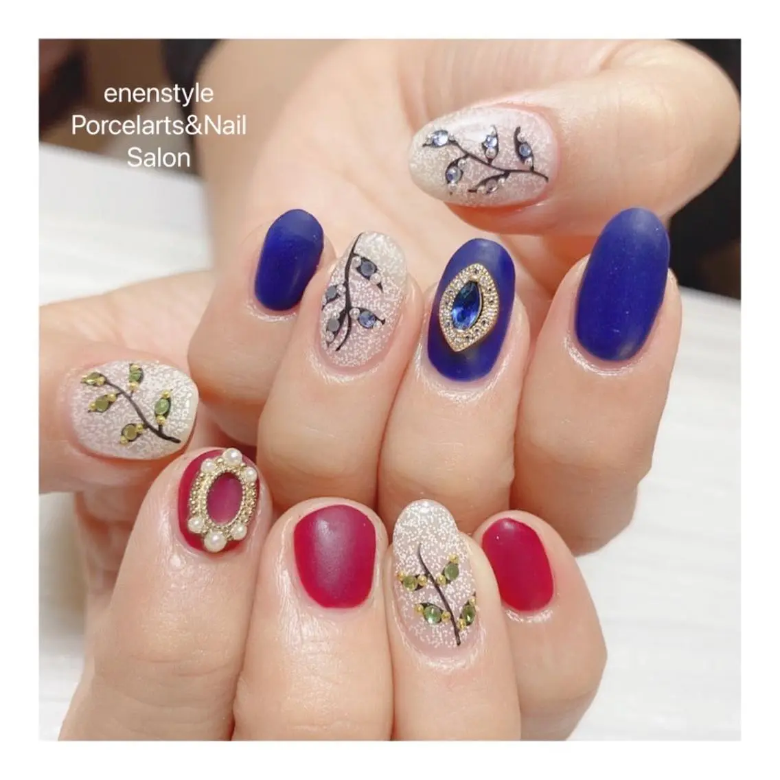 ミディアム ネイル ハンドネイル 🐾enen style 🐾のネイルデザイン
