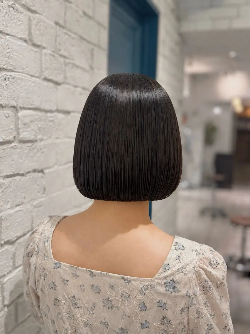 ショート ボブ 縮毛矯正 カット ヘアカラー 縮毛矯正 トリートメント 堀江美容室 千晶のヘアスタイル