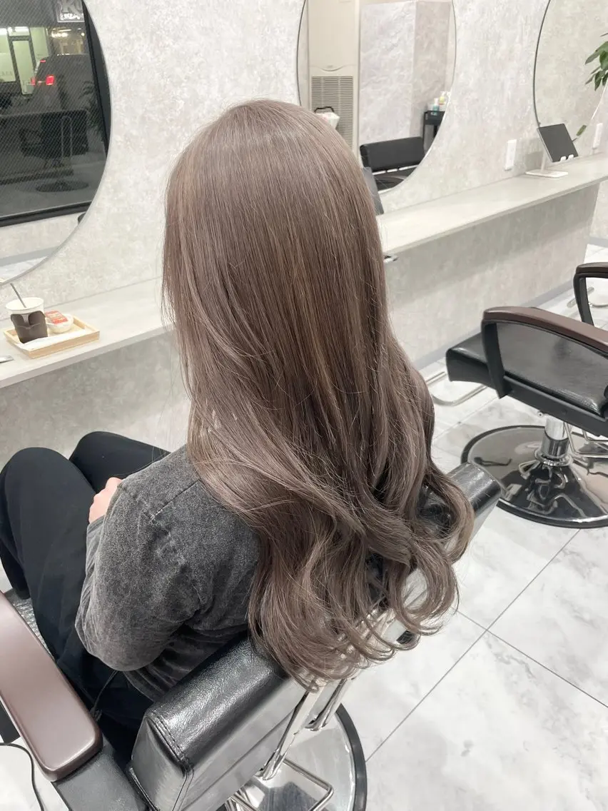 ロング 🦋ハイトーン🦋 石山 希理🦋のヘアスタイル