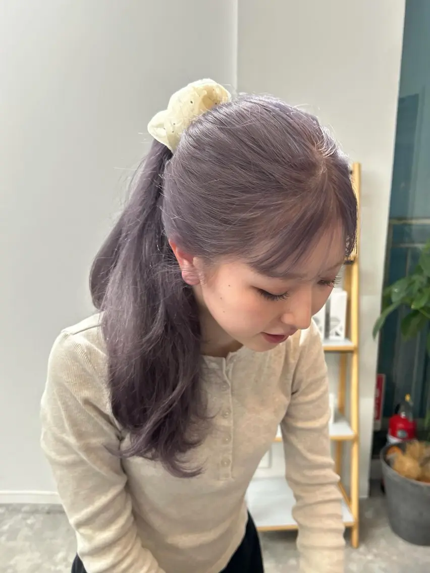 ロング カラー 透明感カラー ラベンダーカラー ヘアカラー 金澤 希空のヘアスタイル
