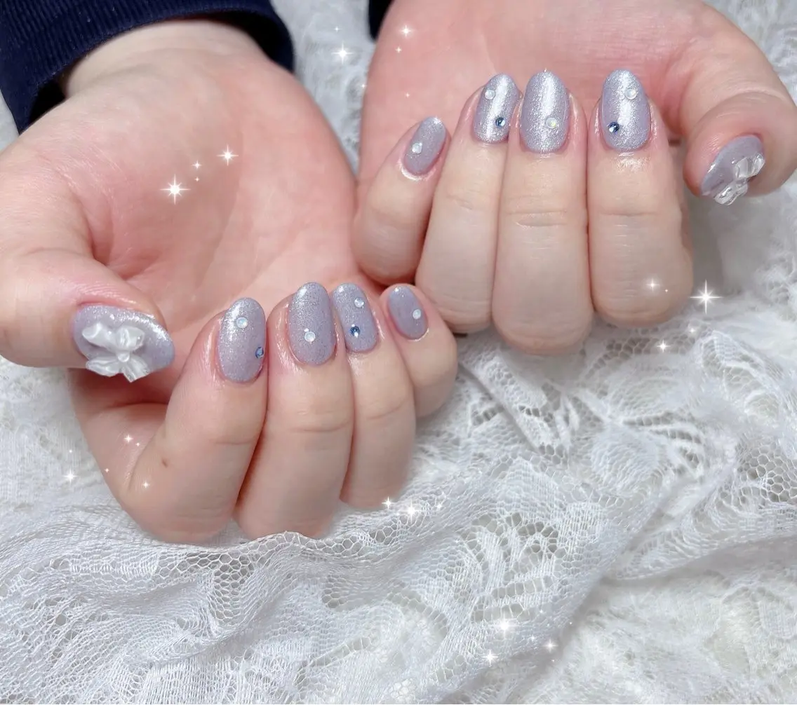 ネイル ブルー キラキラネイル ハンドネイル FLARE NAIL フレアネイルのネイルデザイン