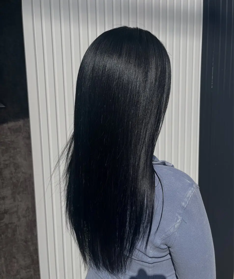 セミロング ink aiのヘアスタイル