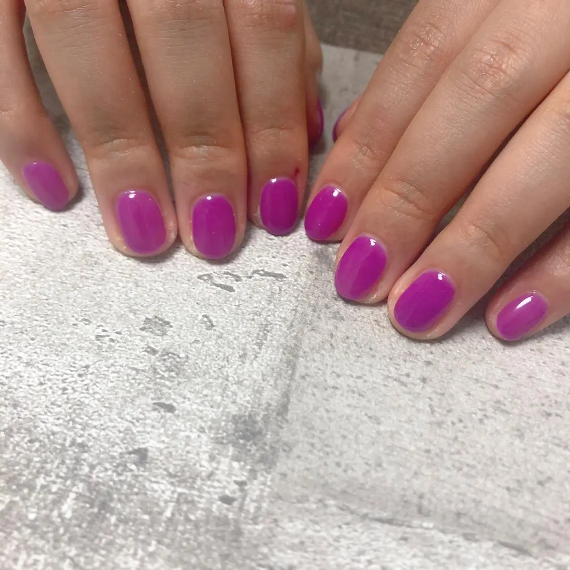 ネイル パープル mogunail &blowのネイルデザイン