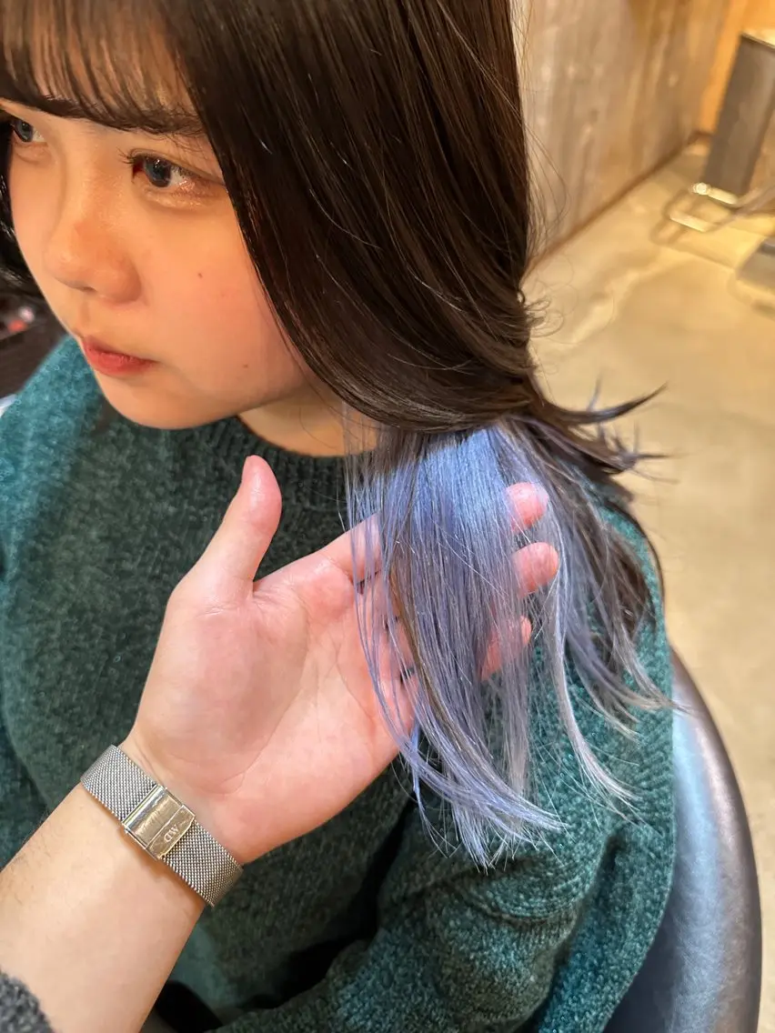 可愛いがチラ見え!!イヤリングカラー💈の写真