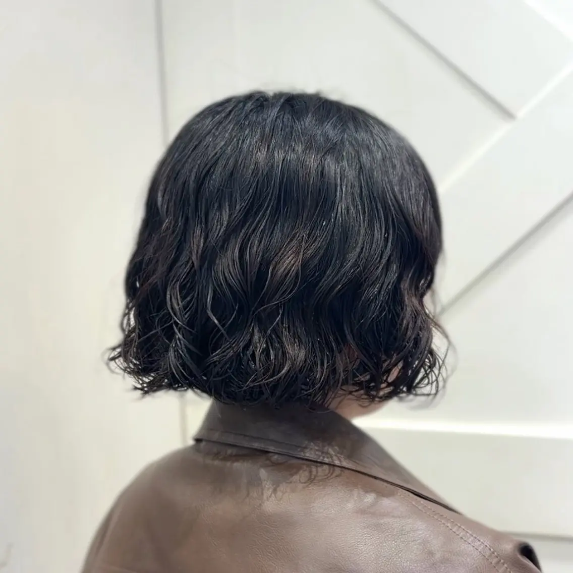 ミディアム パーマ カット パーマ 横浜パーマ🌐ボブ✨ 暖色カラーもえかのヘアスタイル