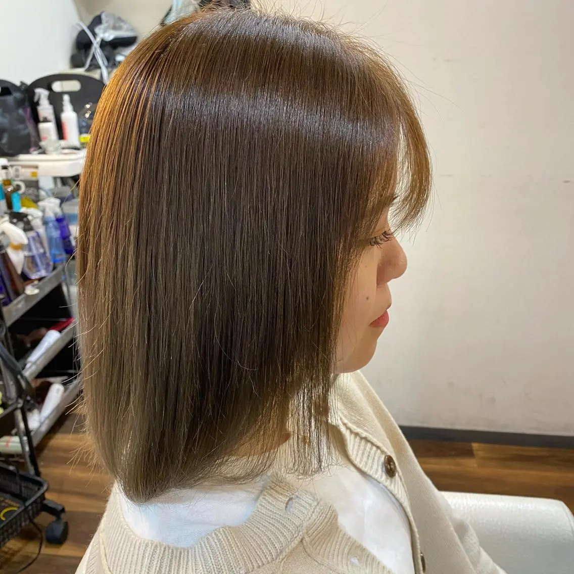 ミディアム カラー ベージュカラー 堀 広夢のヘアスタイル