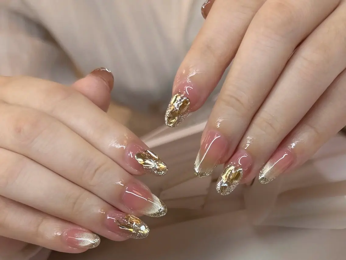 ネイル Mira Nail Studioのネイルデザイン