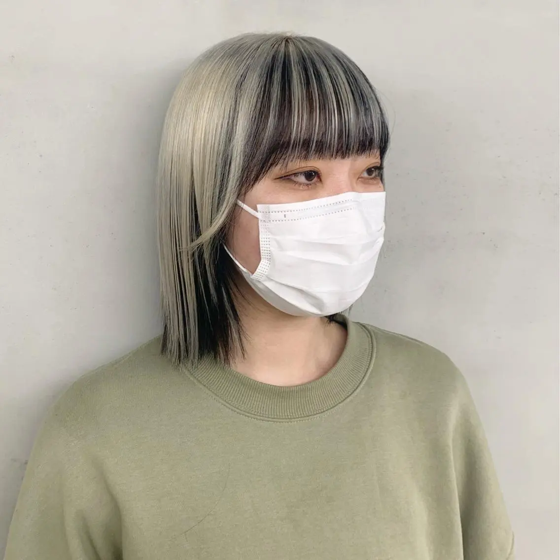 ミディアム カラー ヘアカラー トリートメント 赤みゼロ/透明感 カラー🌿KANTAのヘアスタイル