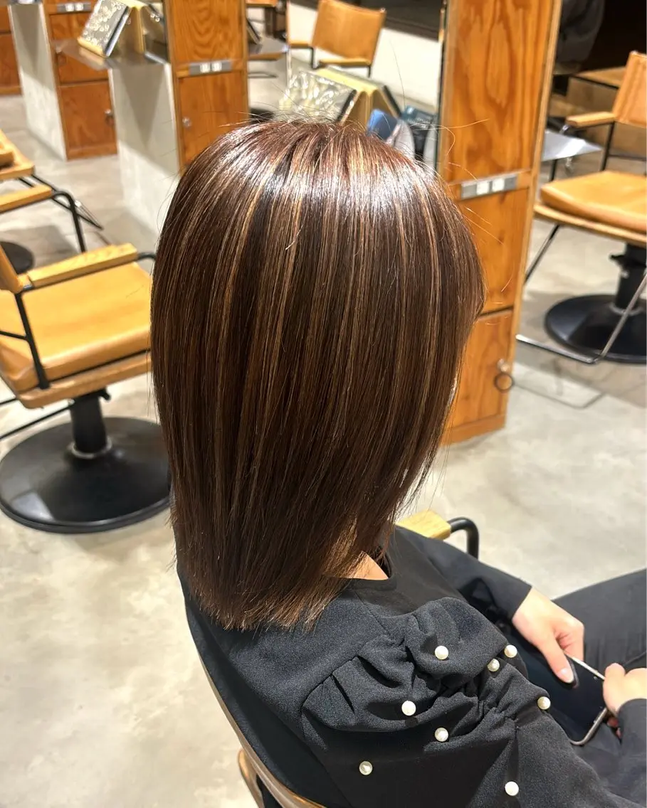 ミディアム カラー ハイライトカラー ハイライト 小木曽 里華のヘアスタイル