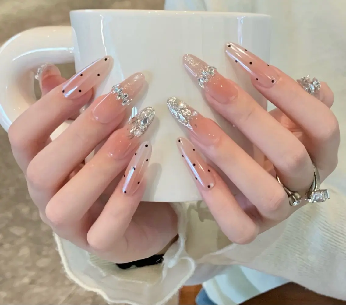 ネイル ハンドネイル ハンドケア Spade Q Nailのネイルデザイン
