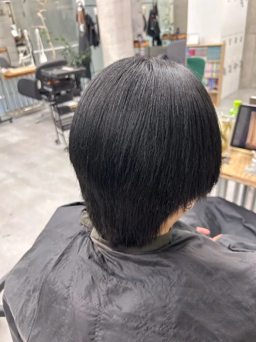 ショート 髪質改善 縮毛矯正 カット ヘアカラー 縮毛矯正 Aoba 🫧艶ハイトーン🫧のヘアスタイル