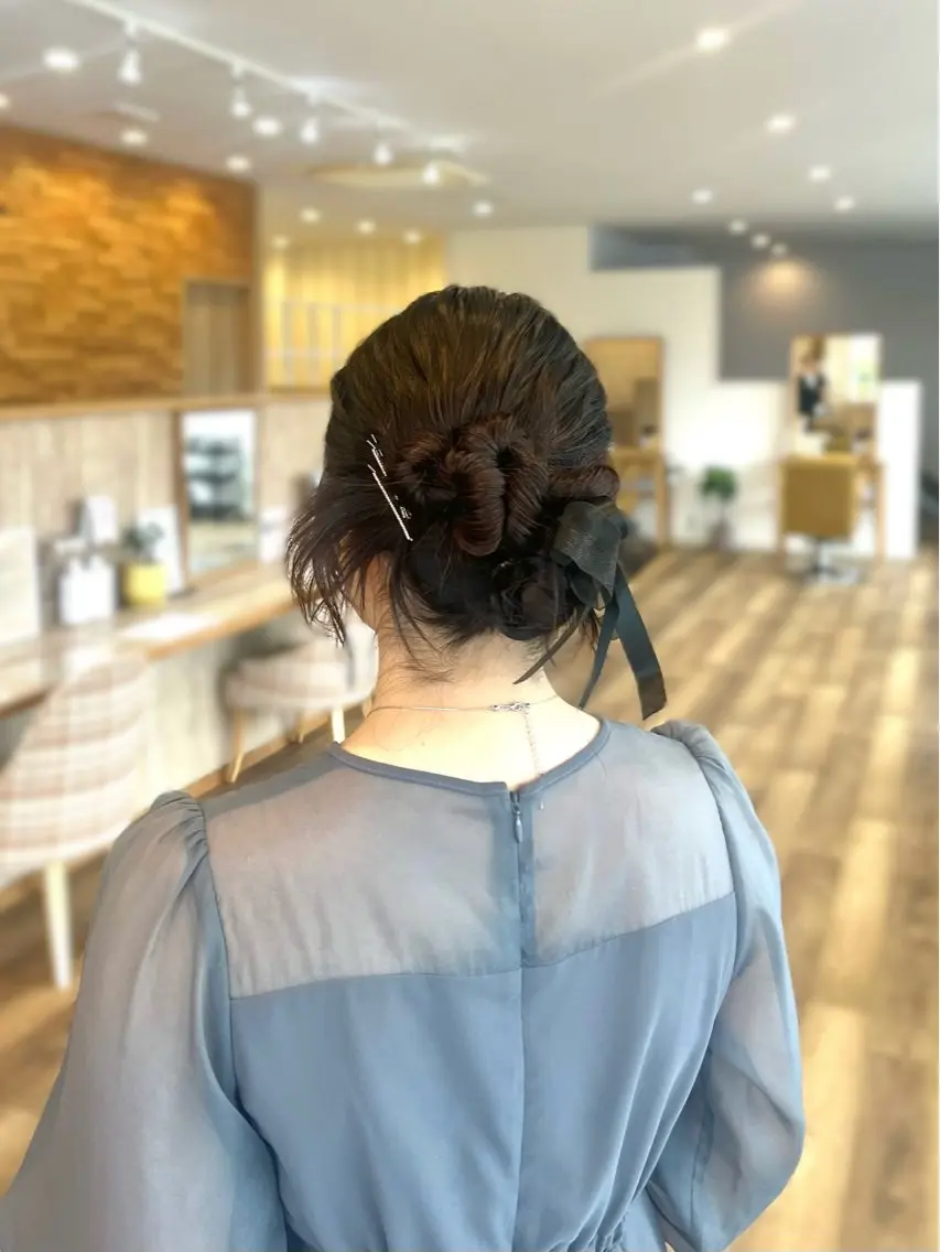《結婚式お呼ばれ💐⋆꙳》ヘアセットの写真
