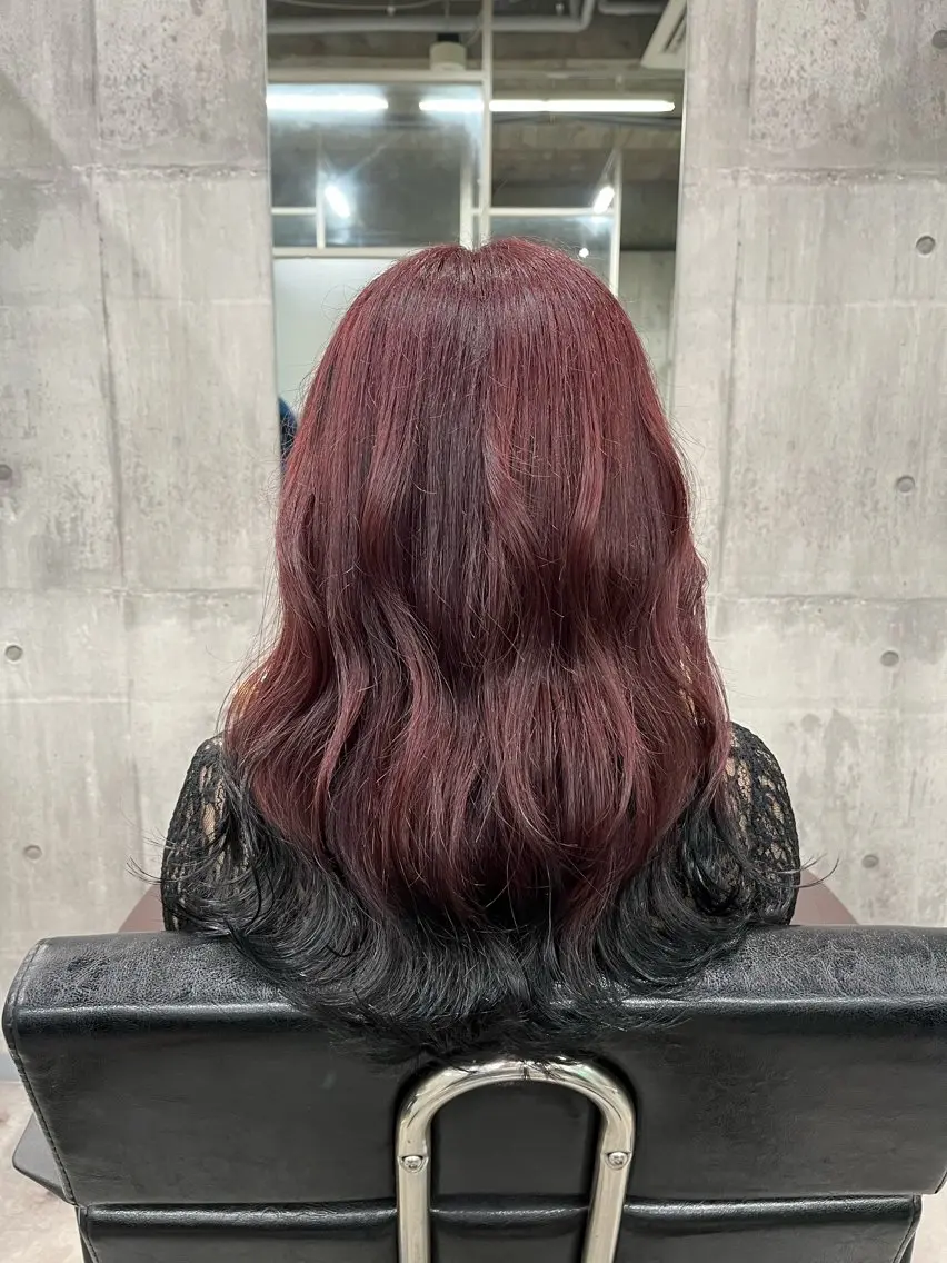 ロング カラー カット ヘアカラー トリートメント ヘアセット newi赤羽 HINATAのヘアスタイル