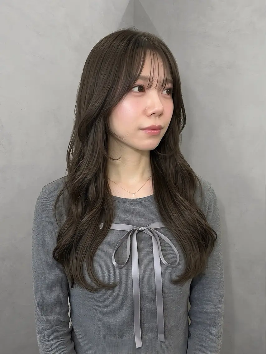ロング カラー ベージュカラー ブリーチ ブラウンカラー ショコラブラウン ショコラグレージュ 吉田勇人🩶レイヤー •透明感カラー•暗髪のヘアスタイル