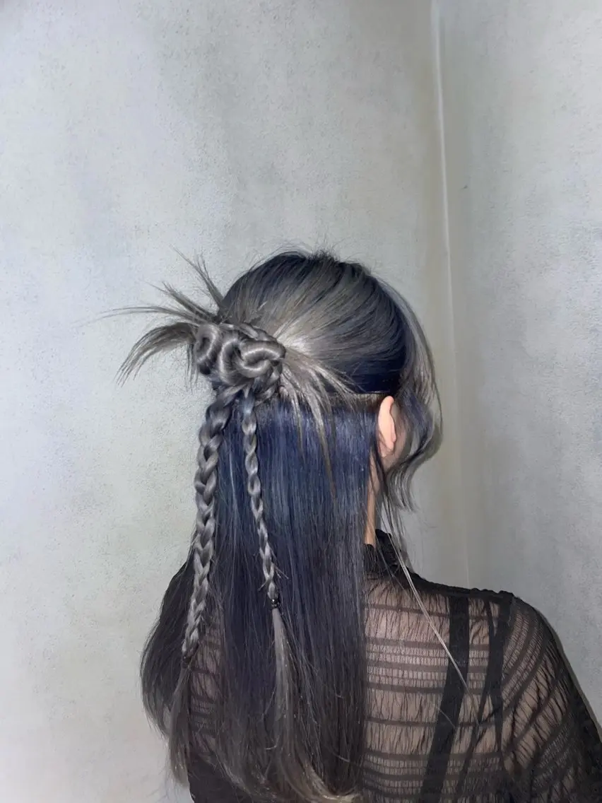 ZELE大和八木 ERI🦋のヘアスタイル
