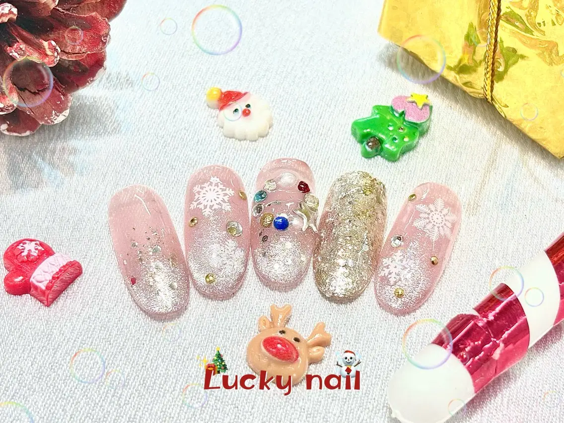 ネイル アートネイル チークネイル 長さ出し ジェルネイル マグネットネイル Lucky nail  小林和希のネイルデザイン