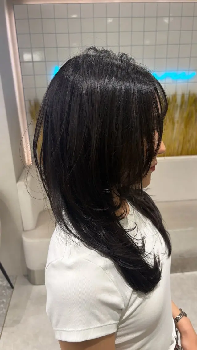 ロング ハッシュカット ハイレイヤー 韓国風ヘア レイヤーカット カット Yuta✂︎ 韓国レイヤー🪽のヘアスタイル