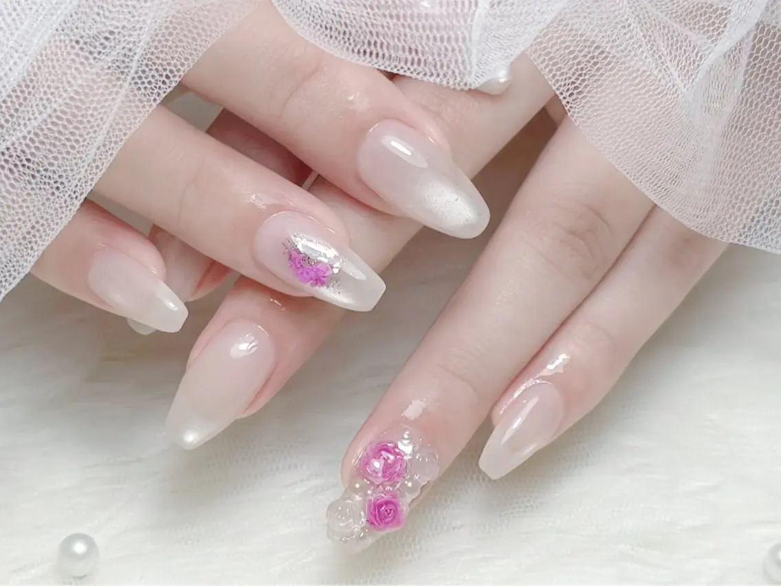 ネイル MahaloNail 小玉のネイルデザイン