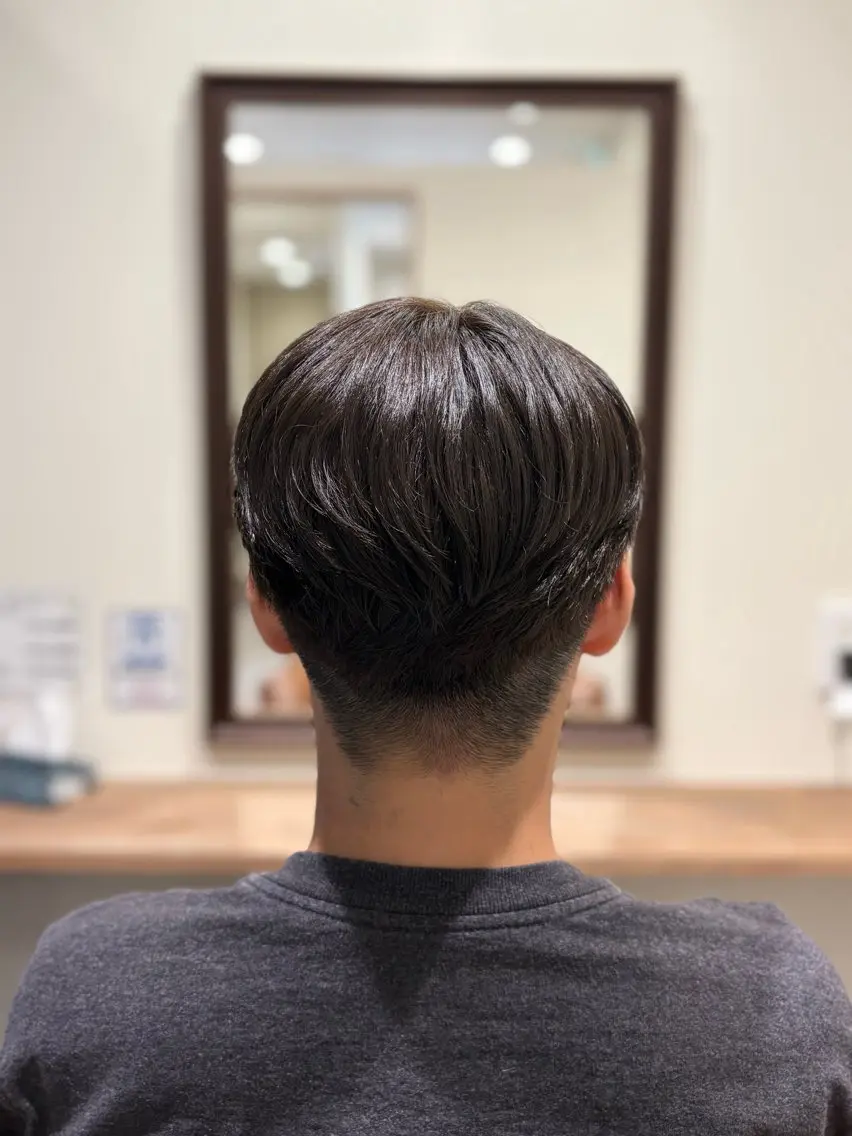 メンズ 刈り上げ カット ヘアカラー GUEST ヒロキのヘアスタイル