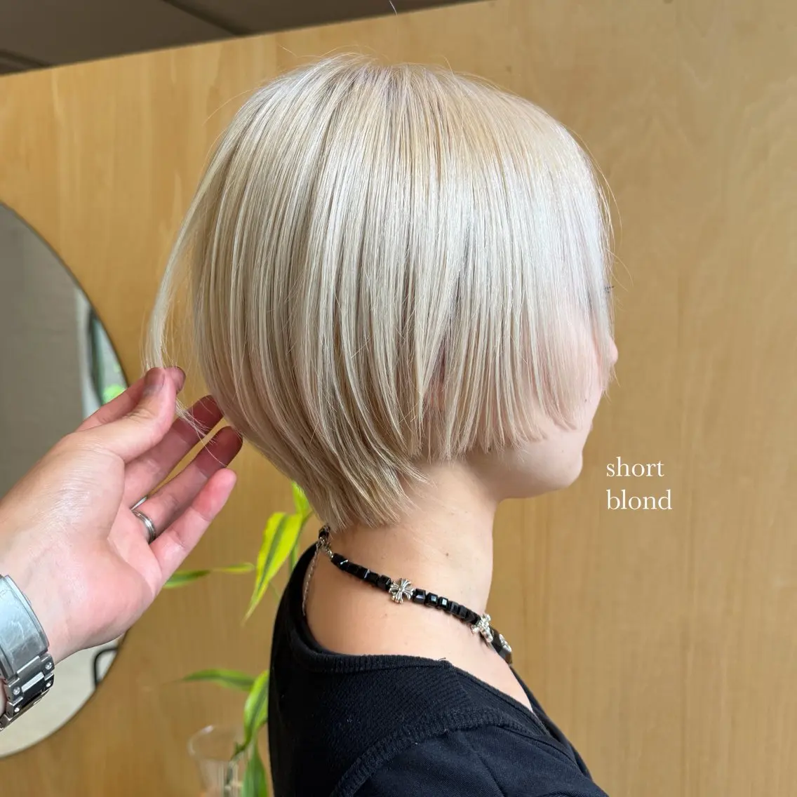 ショート カラー カット ヘアカラー トリートメント 🌈艶ハイトーン🌈 心を込めます🤝涼介のヘアスタイル