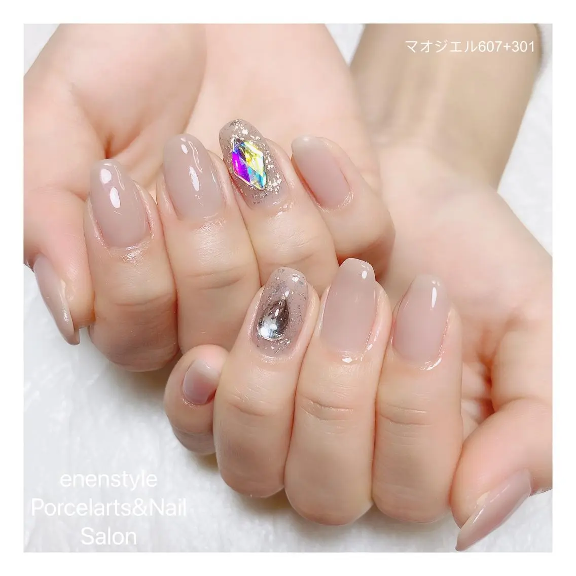 ミディアム ネイル 🐾enen style 🐾のネイルデザイン