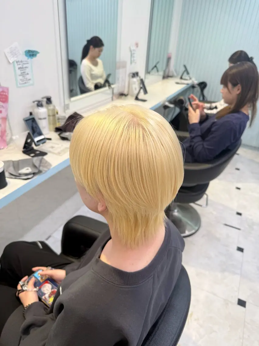 ロング カラー 🫧ハイトーン/艶髪 レイヤー/るか🫧のヘアスタイル