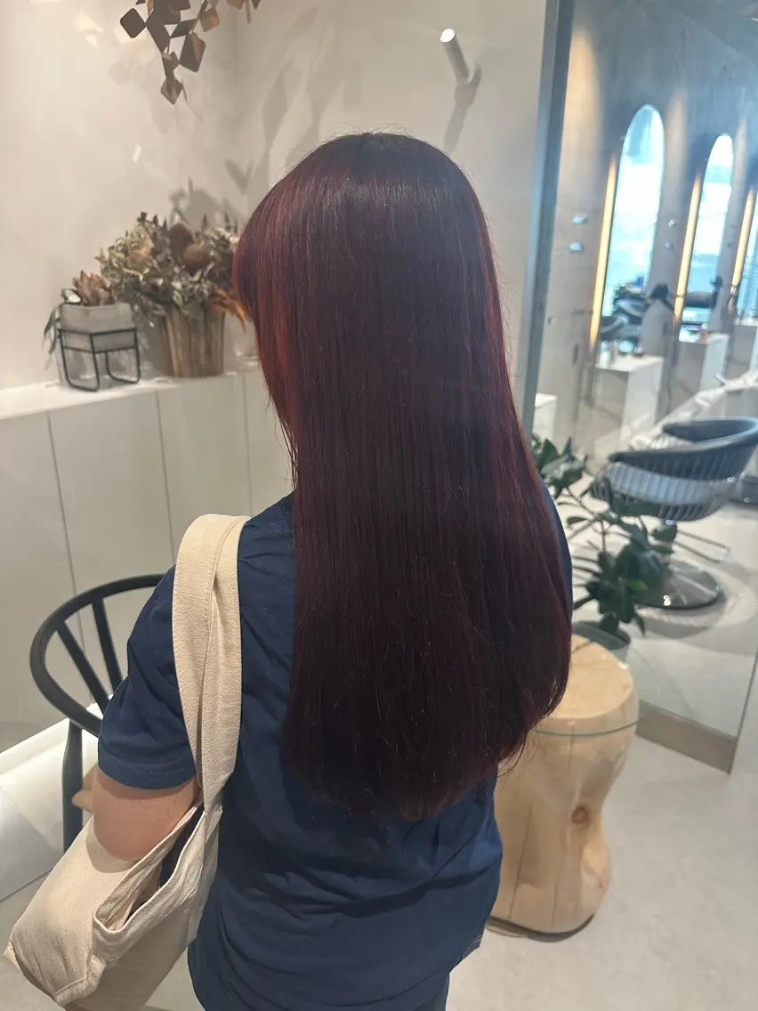ロング カット ヘアカラー トリートメント 小寺 柚初のヘアスタイル