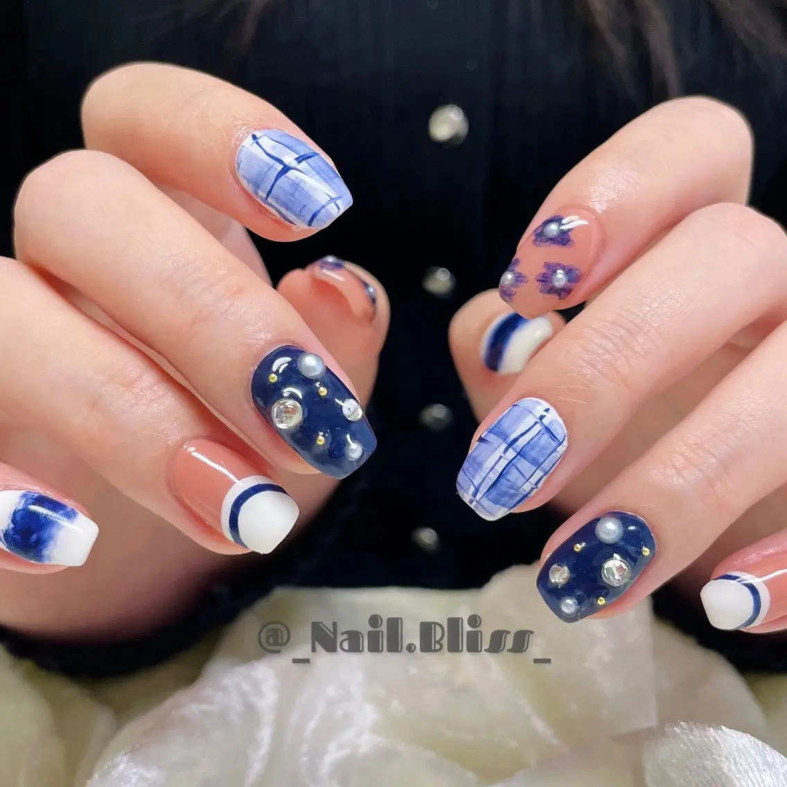 ネイル ハンドネイル NAIL BLISSのネイルデザイン
