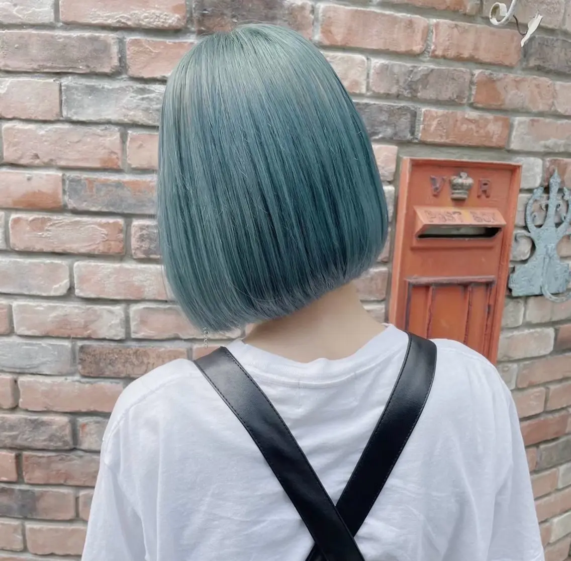 ミディアム カラー 地雷系・アイドル オタク🪄🎀さらんのヘアスタイル