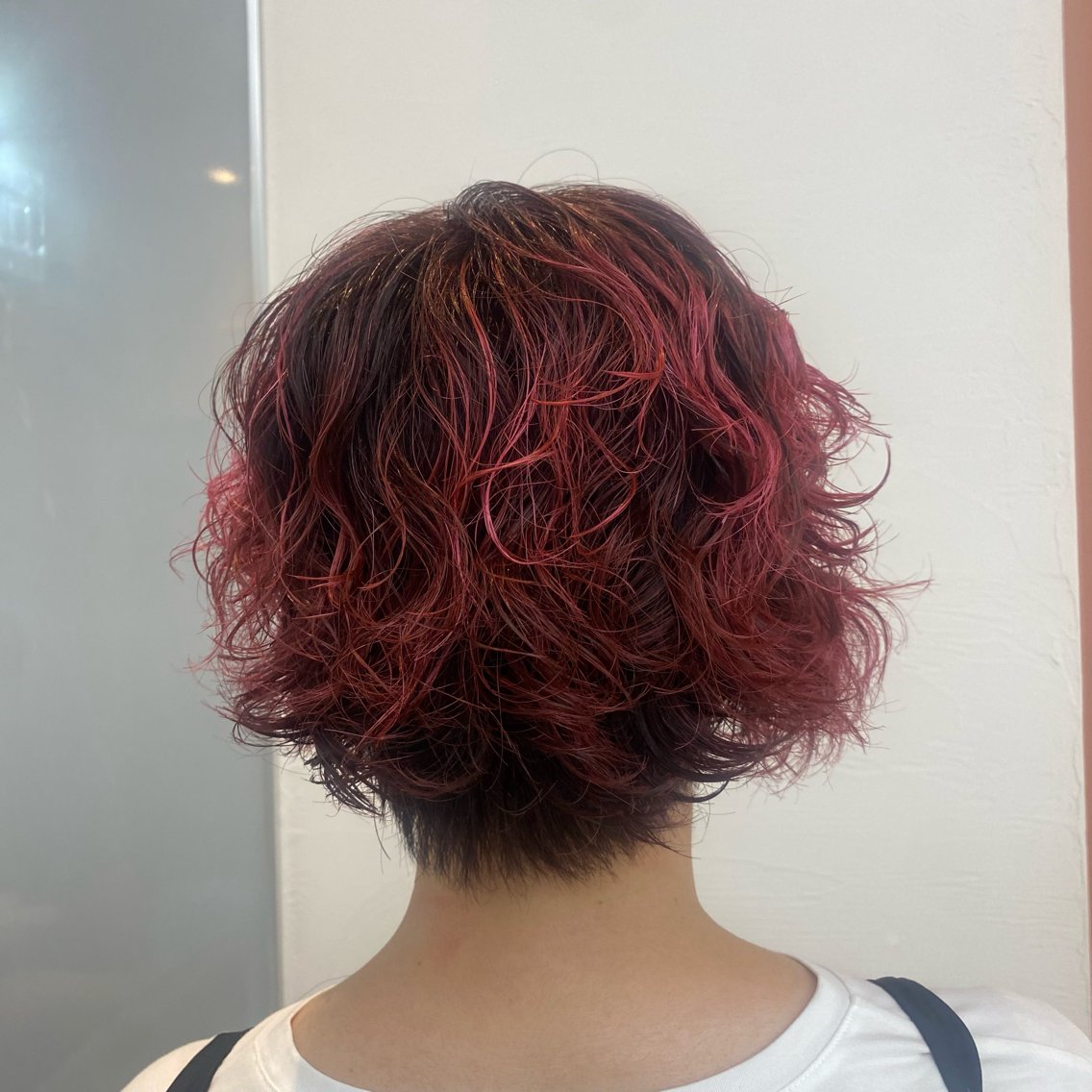 ショート カラー パーマ 境 はるきのヘアスタイル
