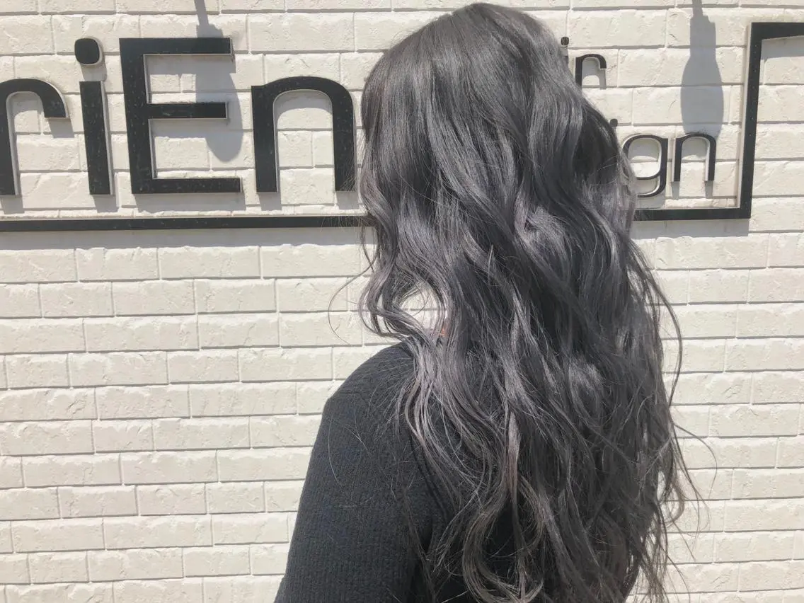 ロング カラー ブリーチ カット トリートメント 佐藤 輝幸のヘアスタイル