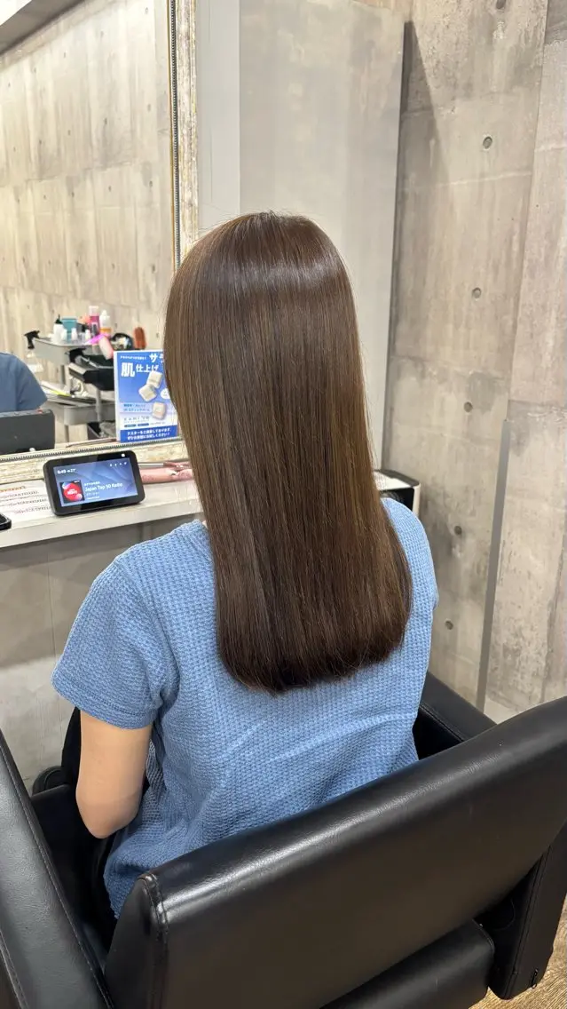 ロング カラー ベージュカラー オリーブベージュ ロング ヘアカラー トリートメント Sunny side 大名   RIOのヘアスタイル