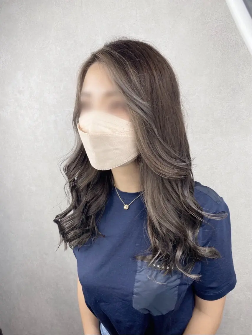 ロング カラー ミストバング イヤリングカラー  フェイスフレーミング ＳＨＩ ＺＵのヘアスタイル