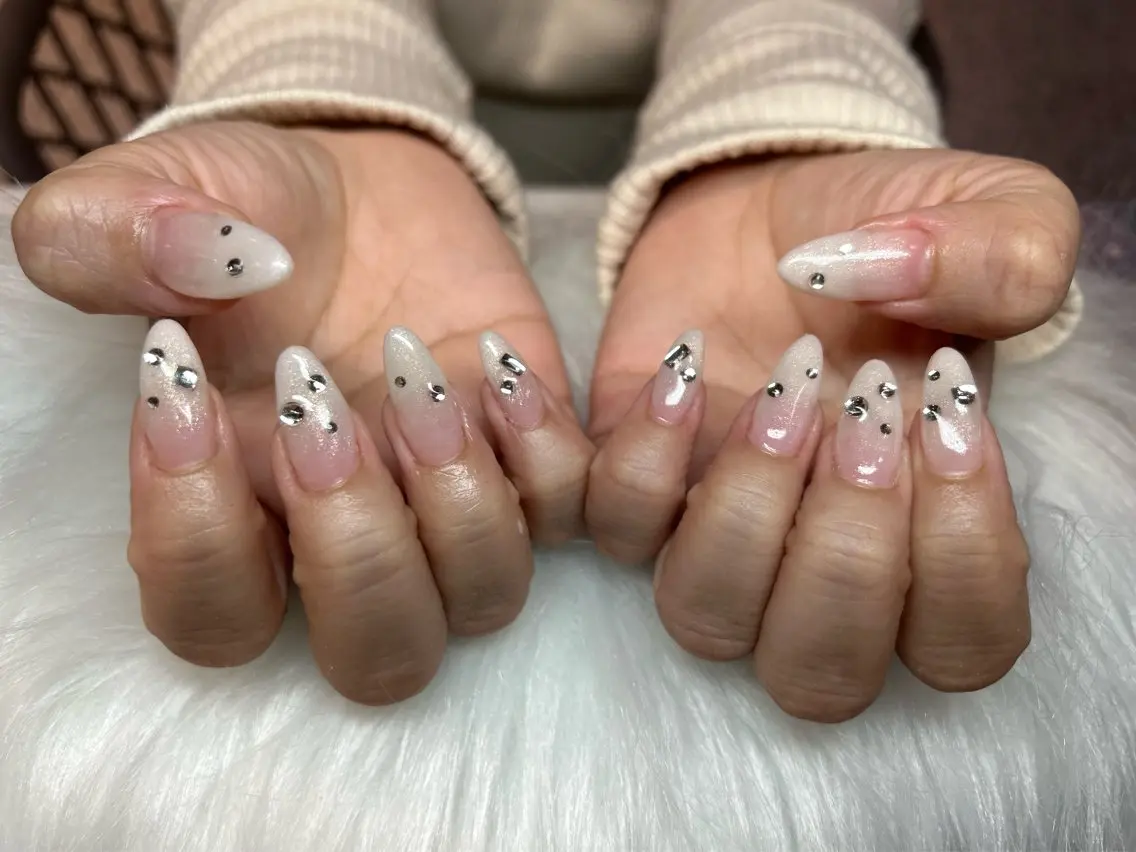 ネイル ROY心斎橋店 川淵 美澪💖のネイルデザイン