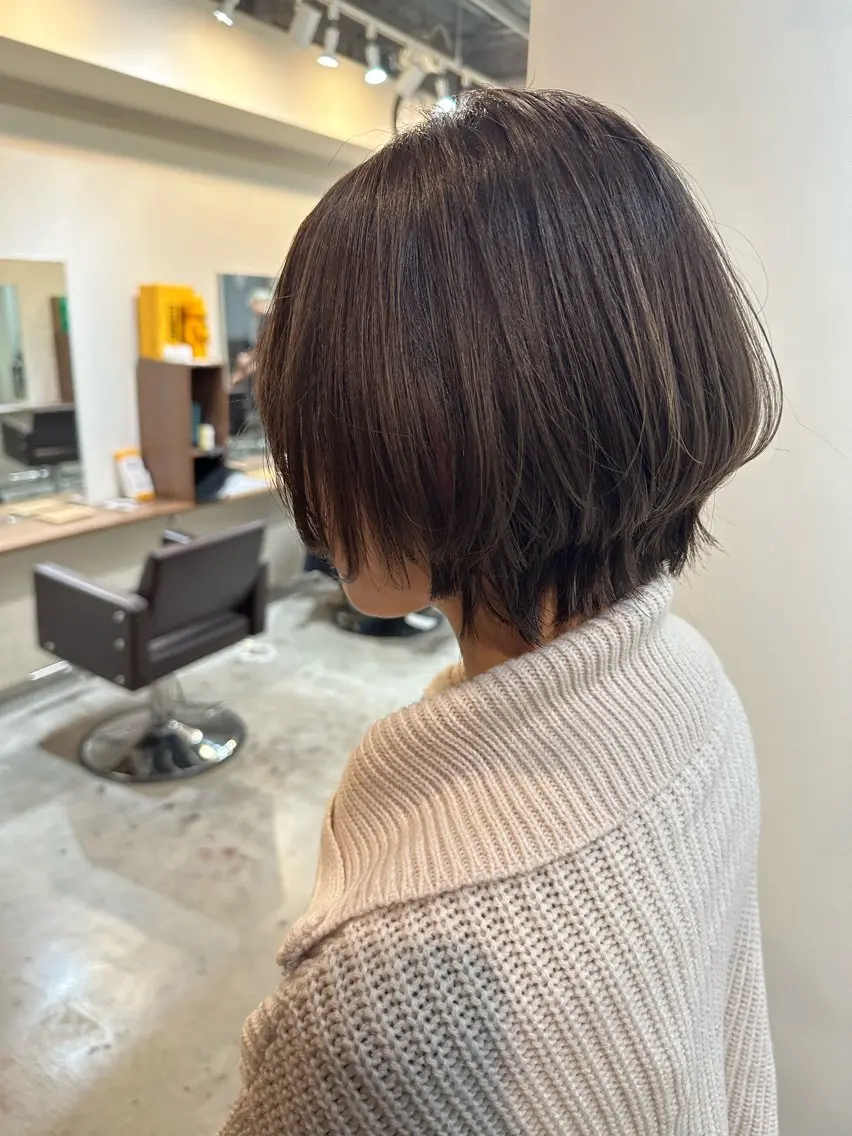 ショート カラー グレージュ ハイライトカラー ボブ ハイライト ウルフカット カット ヘアカラー トリートメント 平日オススメ✨ コスパ&タイパ✨山下のヘアスタイル